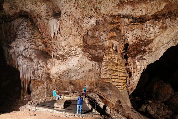 Путешествие в Карлсбадские пещеры Карлсбад, пещеры, путешествие