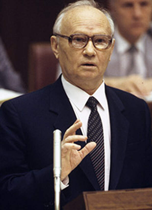 Владимир Крючков