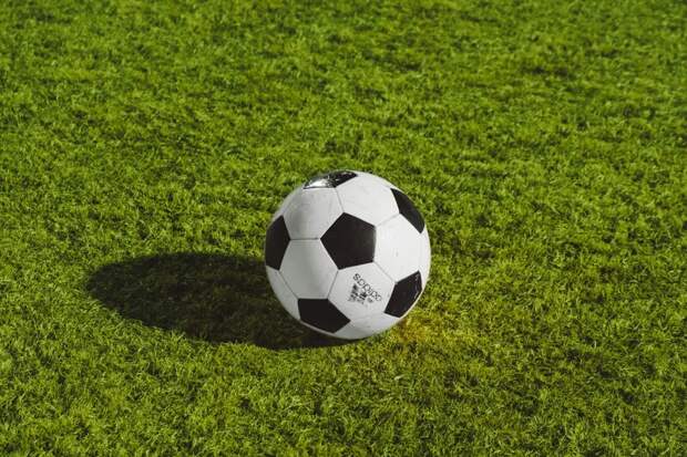 Футбольная ассоциация Англии выделит финансирование полиции для борьбы с оскорблениями футболистов в Интернете