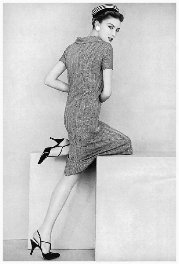 February Vogue 1958 Photo Leombruno-Bodi.jpg February Vogue 1958 Photo Leombruno-Bodi.jpg