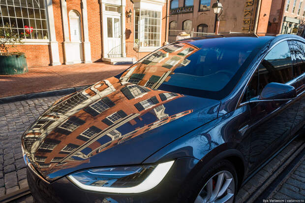 Tesla Model X: обзор удивительной машины