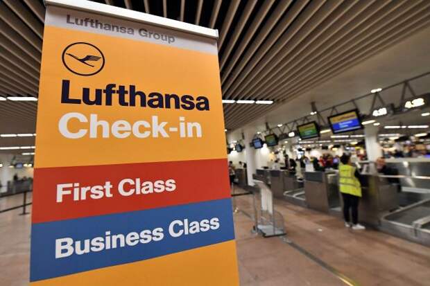 Lufthansa отказалась от полетов в Венесуэлу из-за кризиса в стране