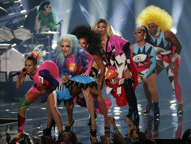 Церемония вручения наград MTV Video Music Awards 2015