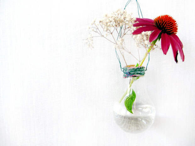 2. Ваза из лампочки миниатюрный, пространство, растение, сад