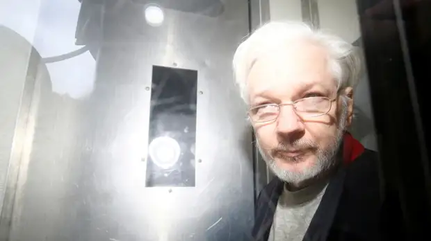 Адвокат Поведа прокомментировал разрешение суда в Лондоне экстрадировать Ассанжа в США