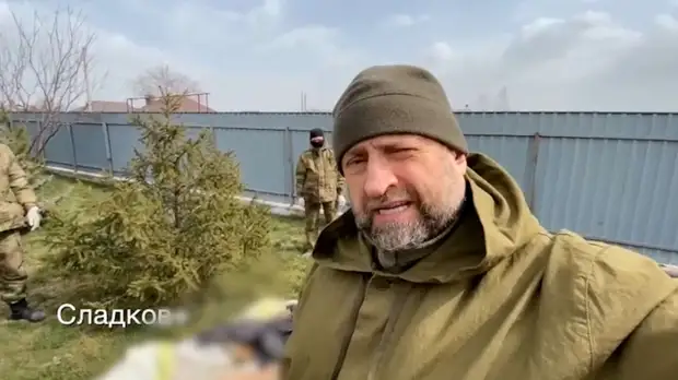 Военкор Сладков показал тело офицера 36-й бригады морской пехоты ВСУ на обмен