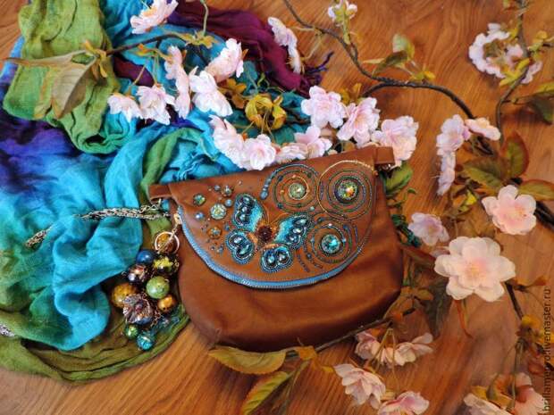 Декорируем сумочку к весенне-летнему сезону