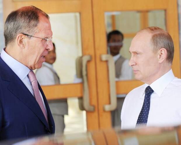 Владимир Путин: атака Турции на Су-24 - удар в спину РФ, который нанесли пособники террористов Владимир Путин: атака Турции на Су-24 - удар в спину РФ, который нанесли пособники террористов