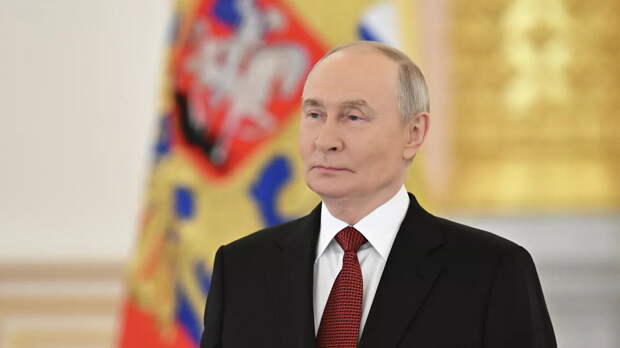 Путин «дал пять» талантливому школьнику-мультипликатору