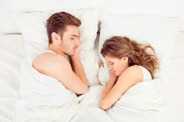 bigstock-Beautiful-Couple-Sleeping-Toge-115038038