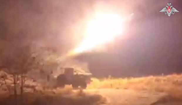 Тульские расчёты РСЗО «Торнадо-Г» подавили связь беспилотников противника