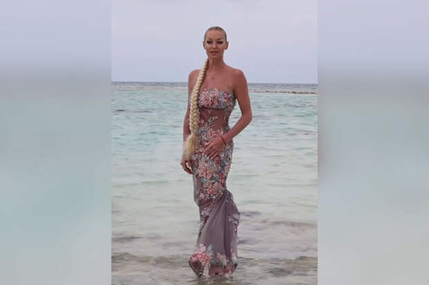 Балерина Анастасия Волочкова призналась, что едва не утонула на Мальдивах