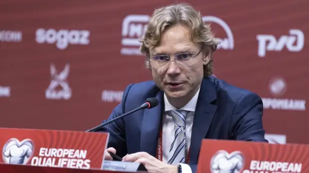 Карпин не исключил, что может покинуть сборную до стыковых матчей