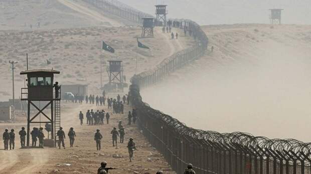 В Афганистане и Пакистане назвали число жертв боевых столкновений на границе