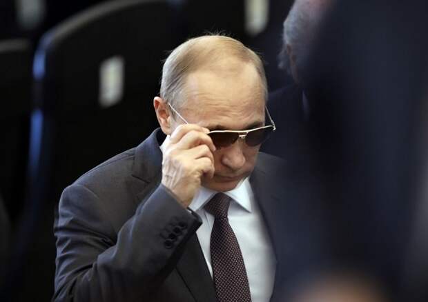 США уничтожили Хуссейна и Каддафи, добивают Асада... Но тут явился Путин США уничтожили Хуссейна и Каддафи, добивают Асада... Но тут явился Путин