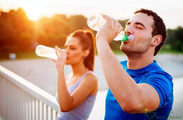 Как приучить себя больше пить воды