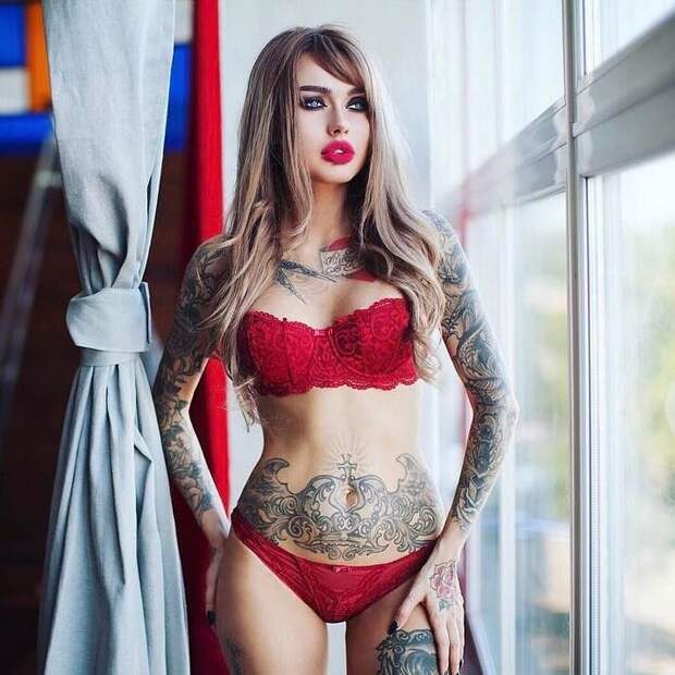Девушка в красном tattoo, Синяя болезнь, девушки с тату, девушки с татуировками, красивые девушки, наколки, тату, татуировки