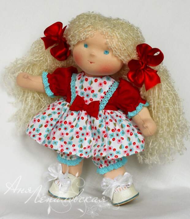 Вальдорфская кукла. Фото / Waldorf doll. Photo