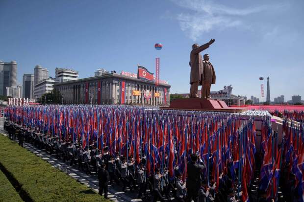 Парад в честь 70-летия Корейской Народно-Демократической Республики