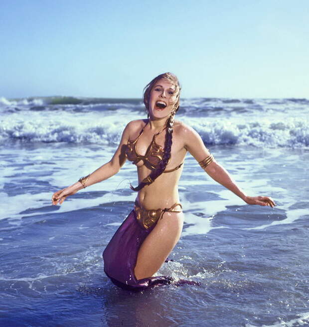 Фотосессия принцессы Леи в купальнике: снимки 1983 года