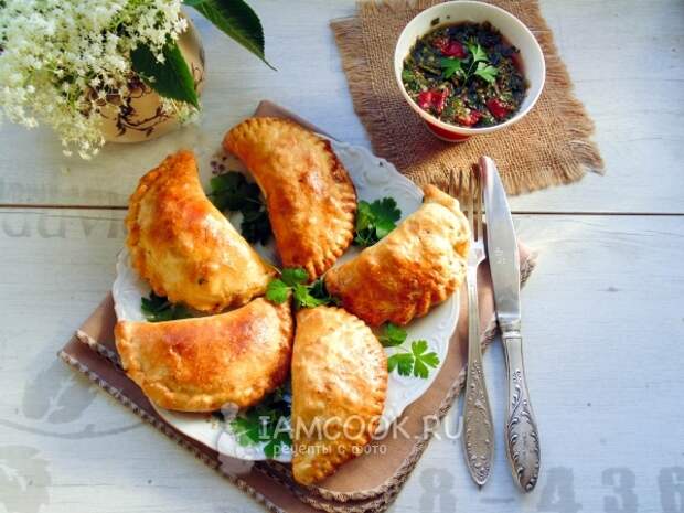 Готовые пирожки Эмпанадас