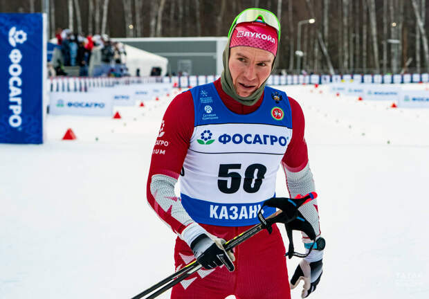 Триумф Большунова, тень Коростелева и женская дуэль: итоги Кубка России в Казани