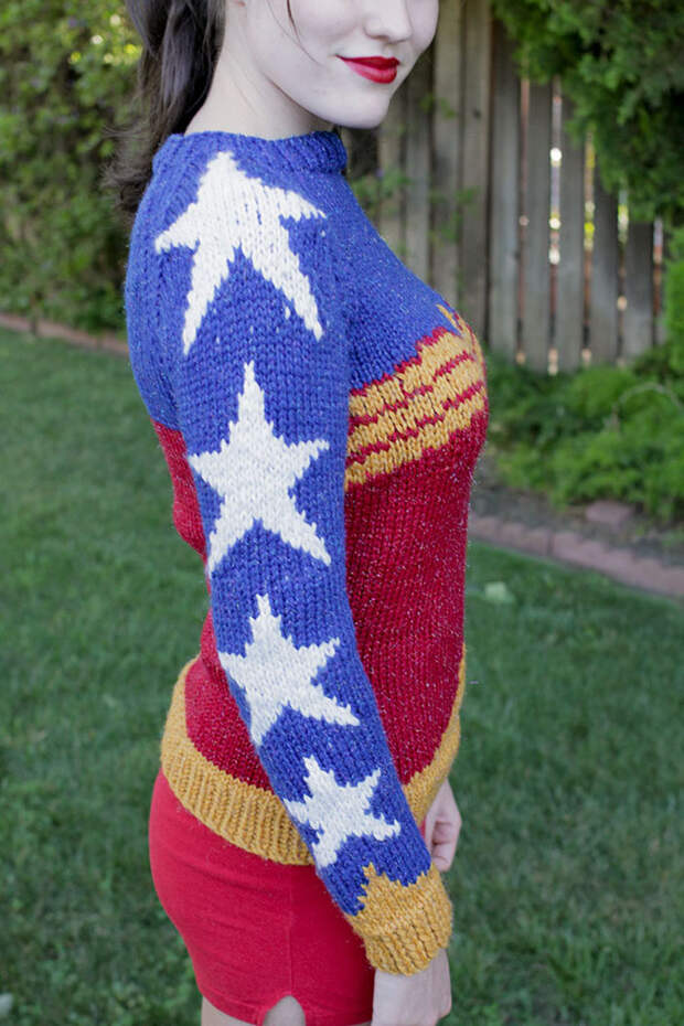 knitted-wonder-women-sweater-3