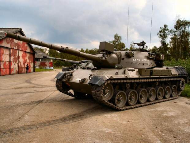 Экс-сотрудник Пентагона Таунсенд рассказал о головной боли ВСУ с танками Leopard и Abrams