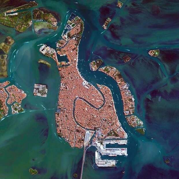 23. Венеция, Италия Бенджамин Грант, земля, природа, фото со спутника, фотография, фотомир