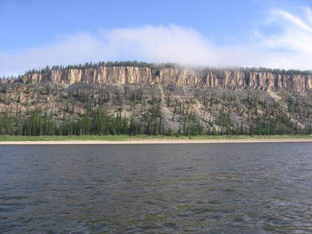 Национальный парк ленские столбы. Национальный парк “ленские столбы”, якутия. Природный парк ленские столбы в якутии. Река кута в усть куте. Ресурсы реки лена.
