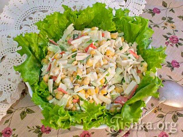 Салат с крабовыми палочками и кукурузой рецепт с фото