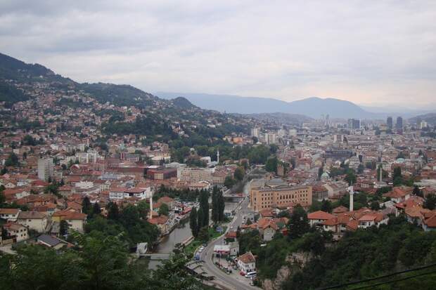 Боснию превращают в европейский центр для мигрантов