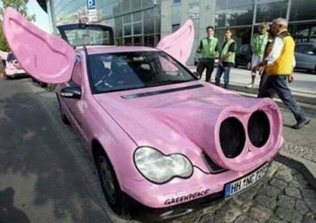 Самые необычные модифицированные автомобили (15 фото)