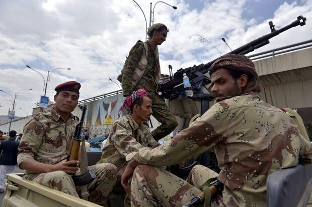 https://static01.nyt.com/images/2013/09/21/world/21yemen/21yemen-master1050.jpg