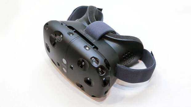 Шлем HTC Vive