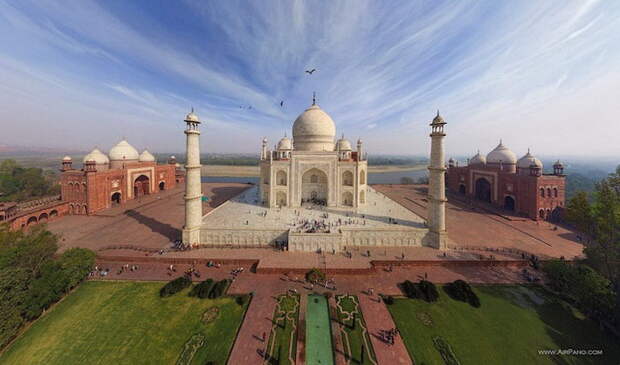 Невероятные панорамы достопримечательностей мира AirPano Невероятные панорамы достопримечательностей мира AirPano