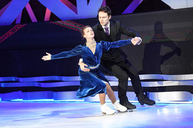 «Я так хотел, уже и место прикупил!»: Евгений Пронин, 45-летний актер, дважды переживший крах брака с коллегой и студенткой МГУ