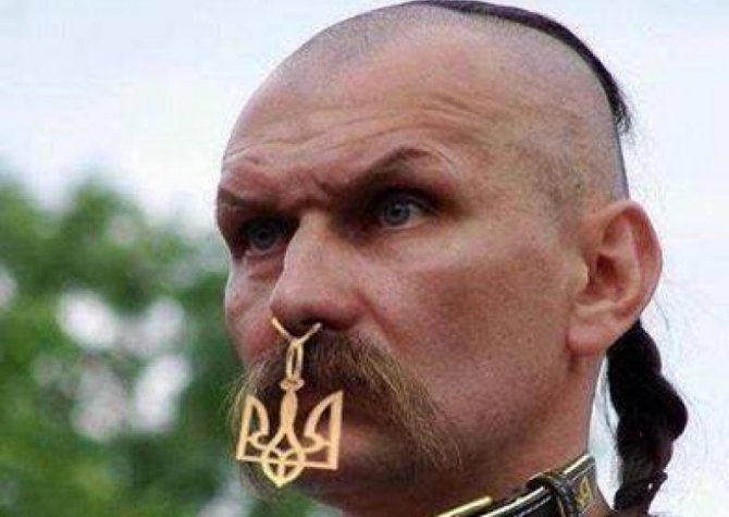 «Пошел вон, патриот», — украинца, возмущенного «непатриотичной» «Кока-колой», выгнали из магазина (ВИДЕО 18+)
