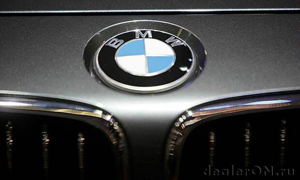 Лого BMW (БМВ) на капоте