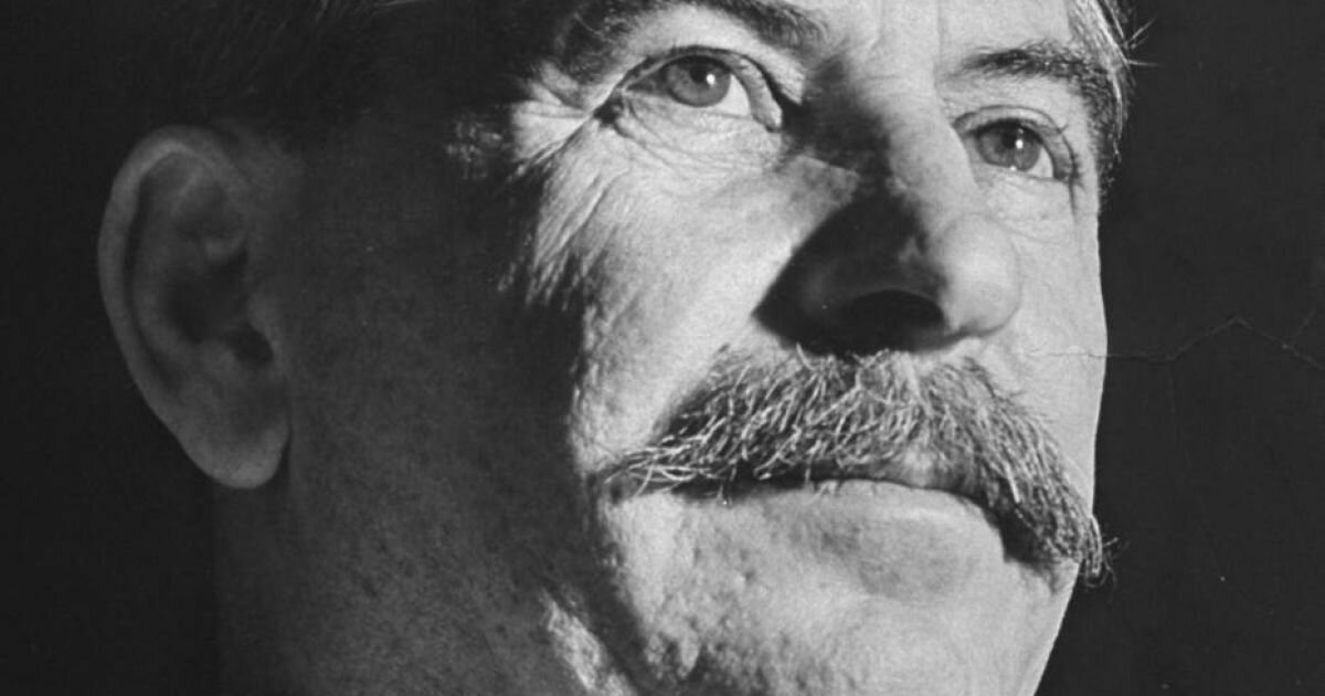 Привычки великих диктаторов. Иосиф Сталин