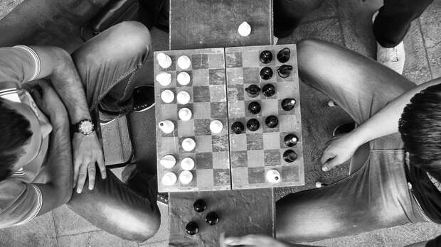12. Армяне любят играть в шахматы армения, факт