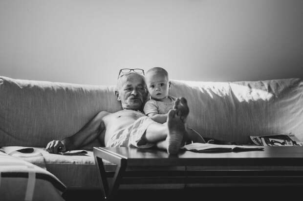 Самый лучший дедушка в серии трогательных фотографий от молодой мамы дедушка, дети, трогательное, фотография