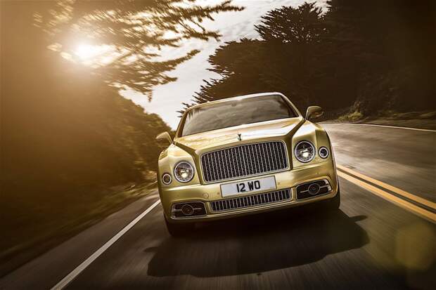 Элитный седан Bentley Mulsanne пережил свой первый рестайлинг Элитный седан Bentley Mulsanne пережил свой первый рестайлинг bentley, mulsanne, авто, рестайлинг, седан