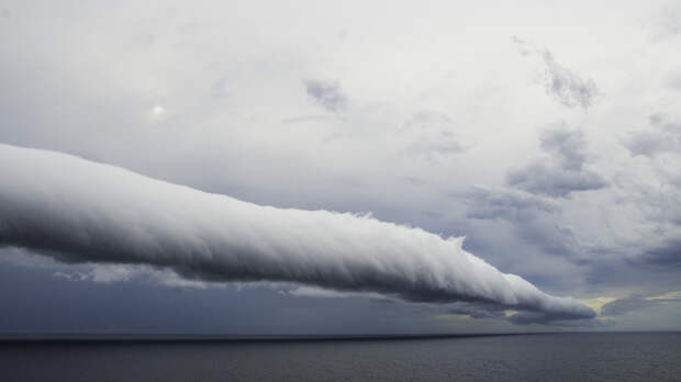 Star: над Чёрным морем в Турции заметили редкое рулонное облако