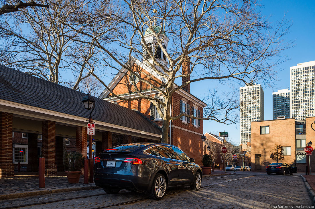 Tesla Model X: обзор удивительной машины