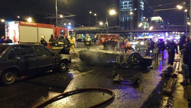 ДТП у Крымского моста с автомобилем Ferrari. Архивное фото