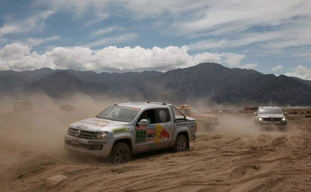 volkswagen-amarok dakar