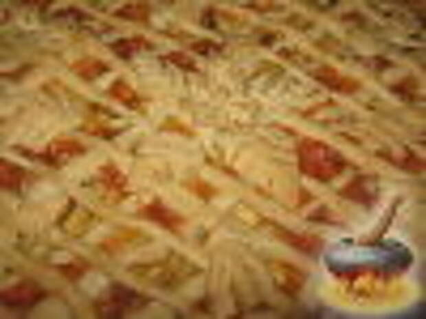 Фото к рецепту: Грушево-сырный пирог из слоёного теста