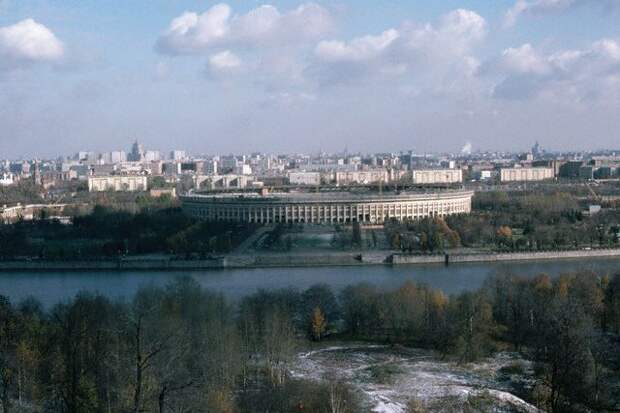 Lenin Stadium by the Moscow River