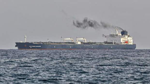 «Кубинцам сейчас очень тяжело»: Дмитрий Новиков о блокаде США, нехватке топлива и прибытии российского танкера в Матансас